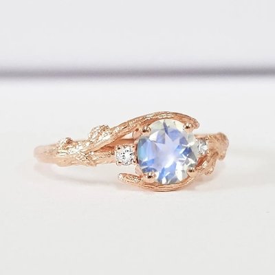 pc145074121-rose_gold_hexagon_shaped_wedding_jewelry_moonstone_engagement_ring Anel de noivado com pedra da lua em forma de hexágono em ouro rosa