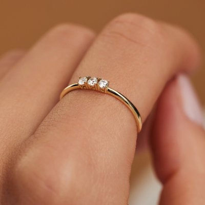 モンテ・ナポレオーネ・ステラ 9Kゴールドリング・ジルコニア