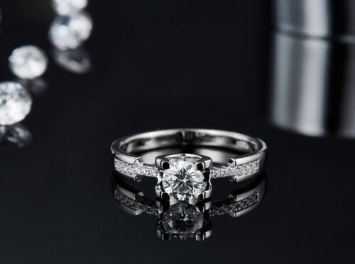 White Moissanite Diamond Minimalist Custom Sytle Wedding Ring For Women