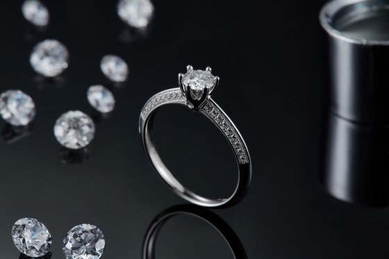 White Moissanite  And  Sapphire Platineve Diamonds Jewelry  Engagement Women Ring