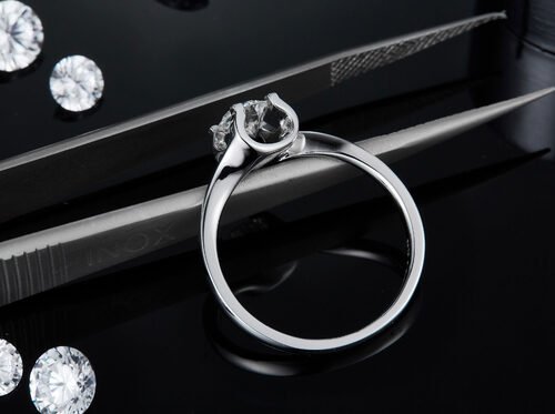 RD 4MM台形ホワイトモイッサナイト9KシルバーリングCZミニマリストウェディングジュエリー