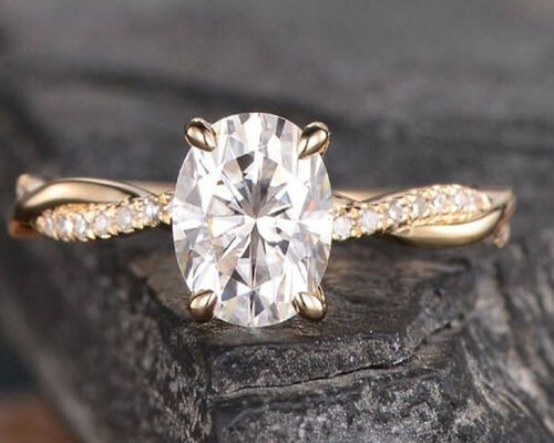 Anel de noivado oval de Mossianite 2,5ct em ouro rosa 18K