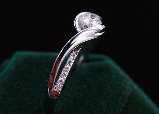 Round Cut 0.46ct Real Diamond Jewellery Ring 14K White Gold Material ODM