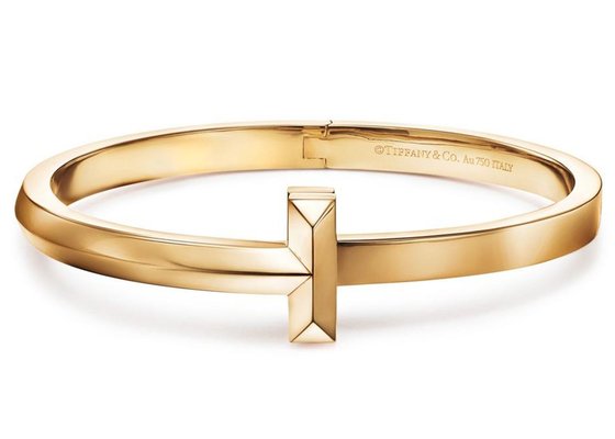 18K T1 Wide Diamond Hinged Bangle 43.31g weight for Anniversary