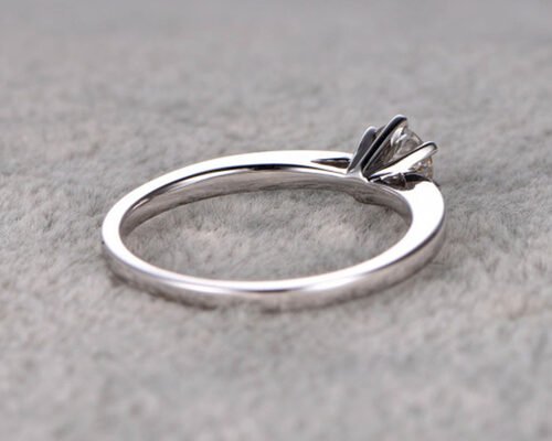5mm Moissanite Real Diamond Jewellery ring White Gold Material ODM for Daily Wear