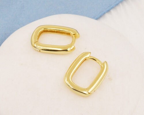Oval Hoop 9K Gold Earrings 2mm Thickness With 6x10mm Inner Diameter