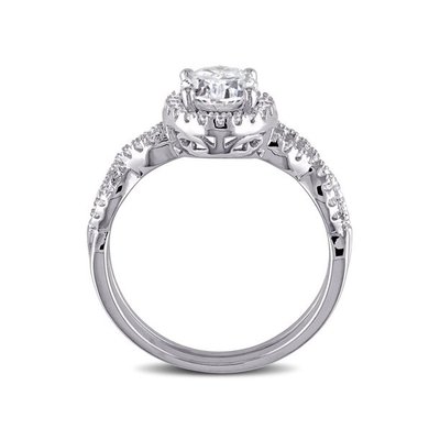 Oval Cut 18kt White Gold Diamond Engagement Ring 0.92ct Weight For Women ODM