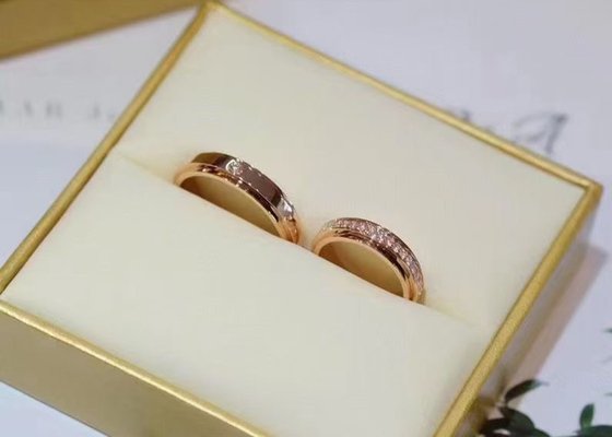 4mm width 18K Solid Gold Jewellery ring with 0.35ct Weight Diamond